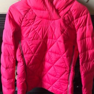 Lululemon puffer pullover